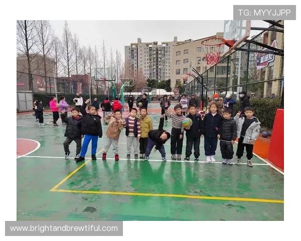 通过开心体育社区分享运动心得，结识志同道合的运动伙伴